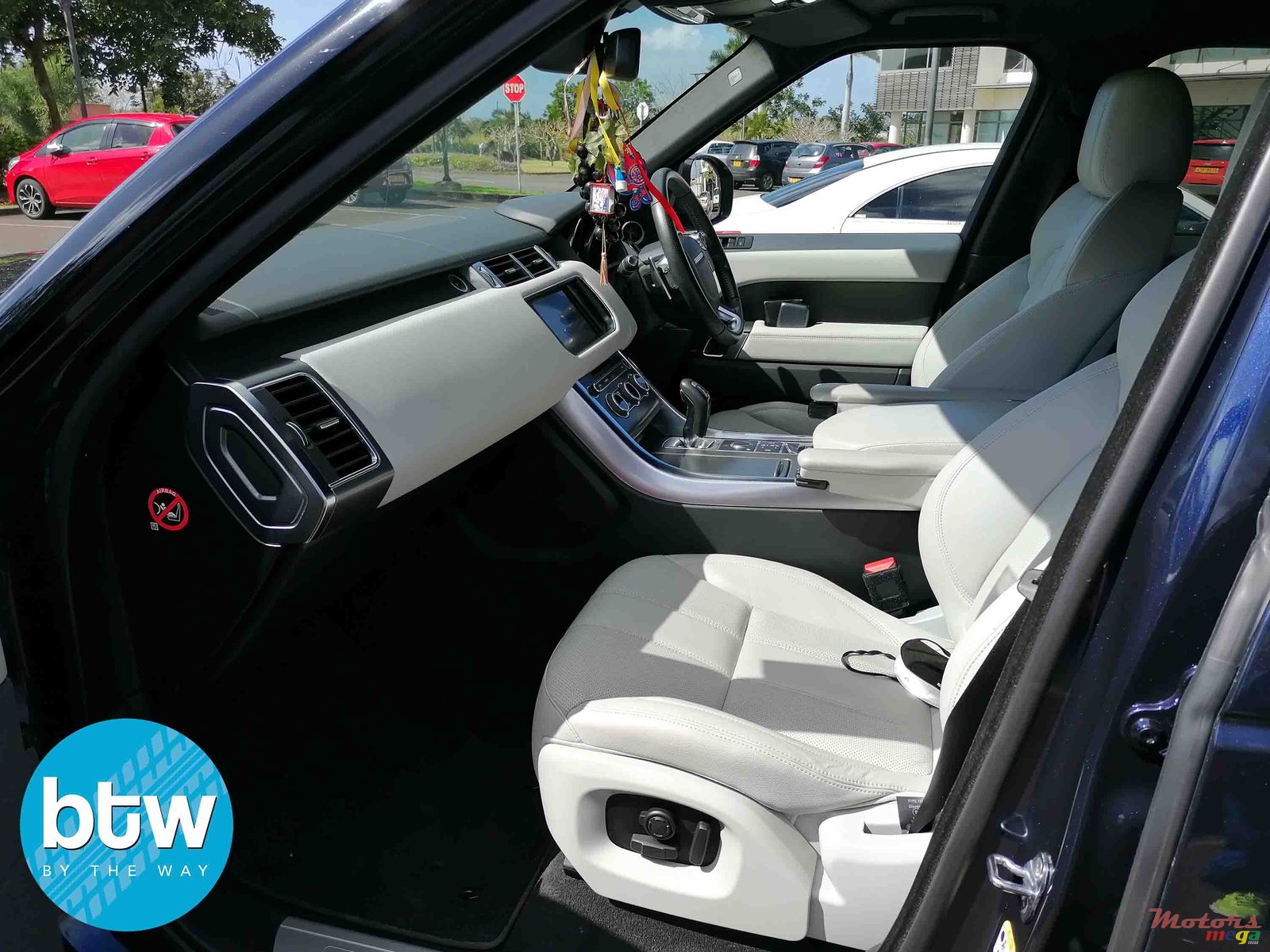 2016' Land Rover Range Rover Sport HSE SDV6 photo #3