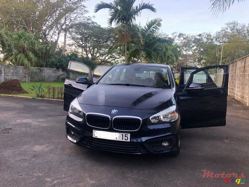 2015' BMW 2 Series photo #3