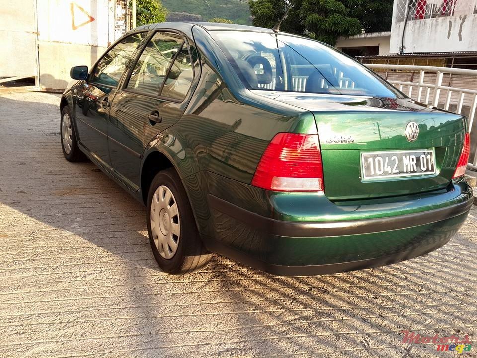 2001' Volkswagen Bora MK4 photo #6