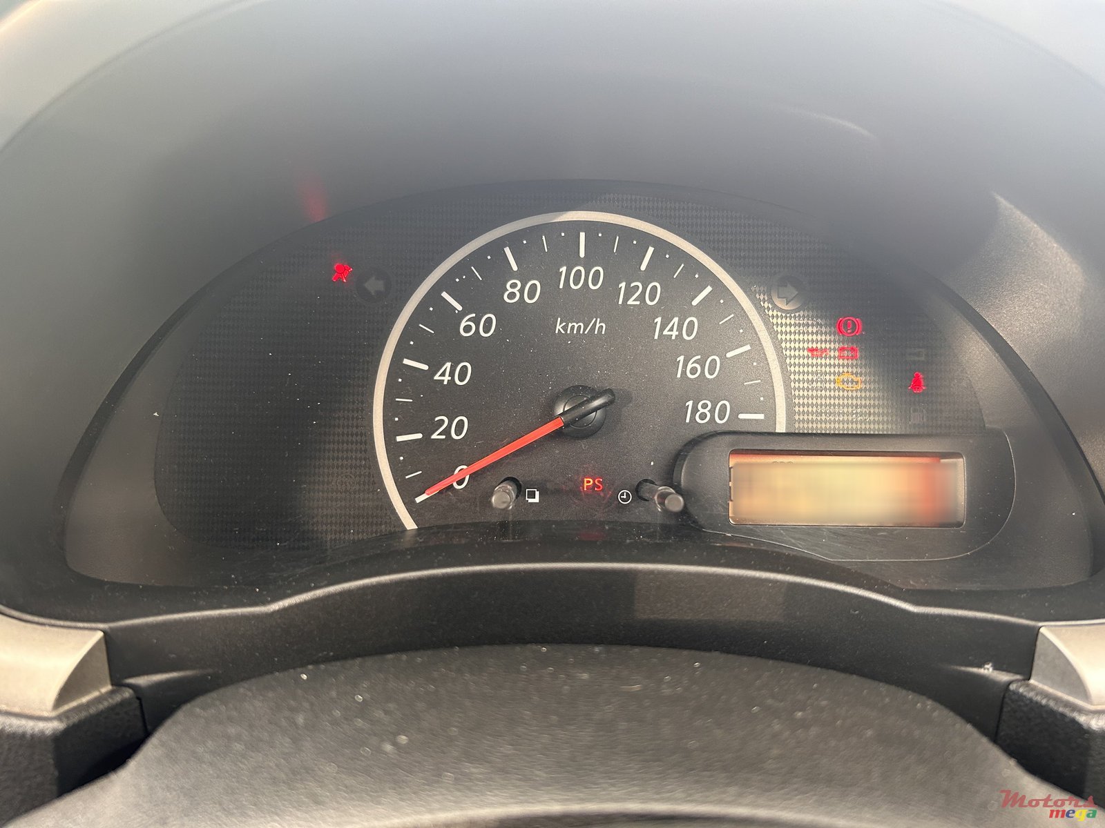 2012' Nissan March photo #6