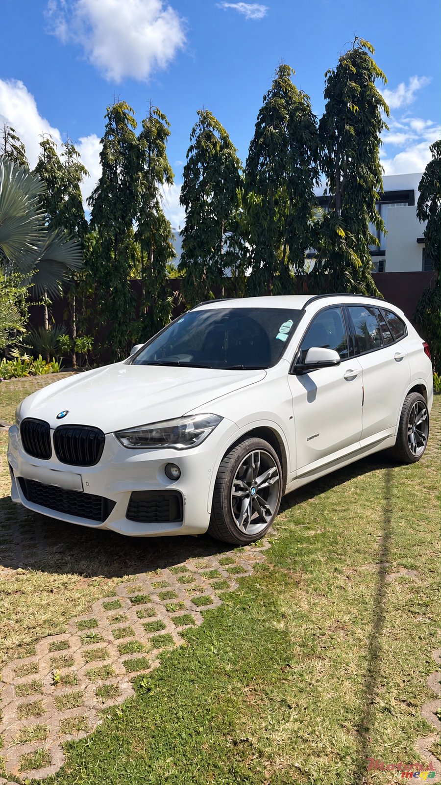 2016' BMW X1 photo #1