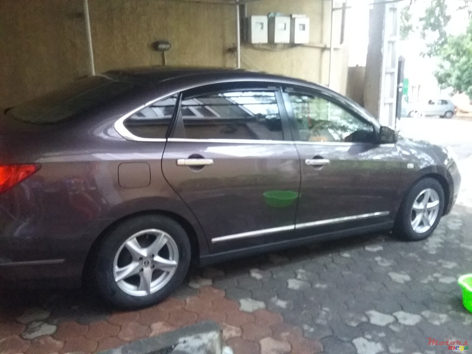 2008' Nissan Bluebird photo #2