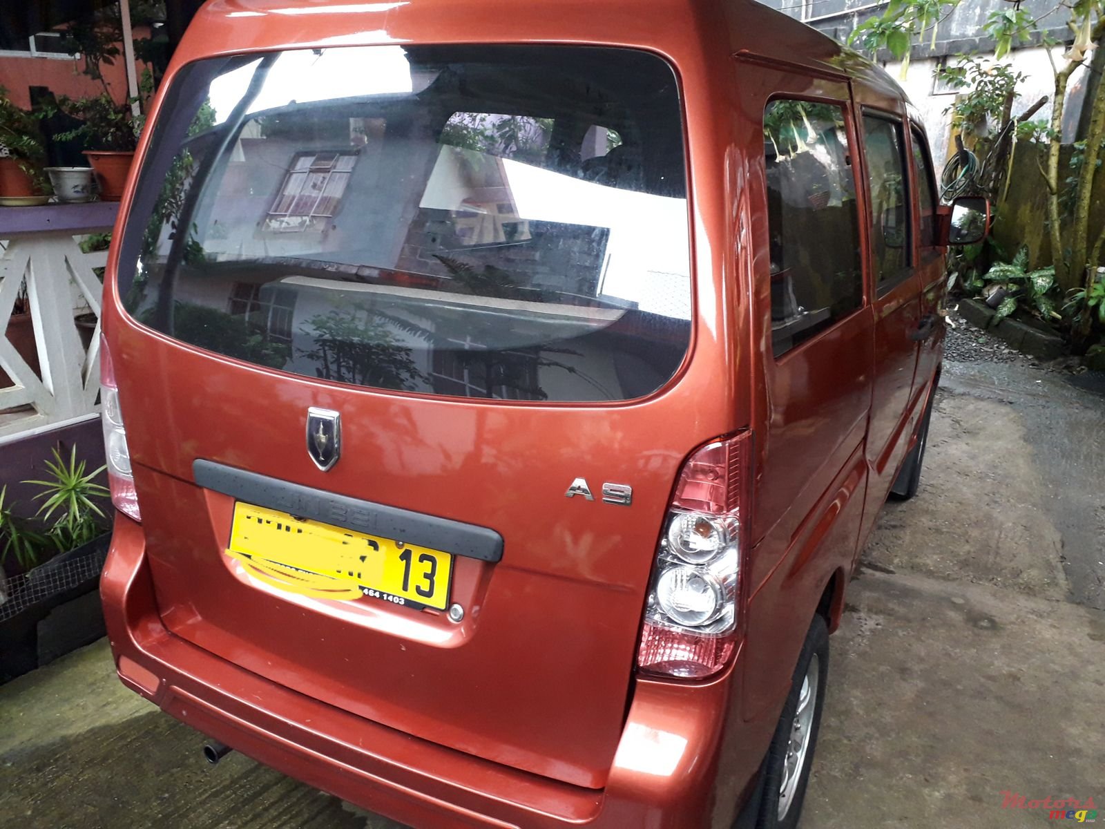 2013' Jinbei 7 seater photo #1