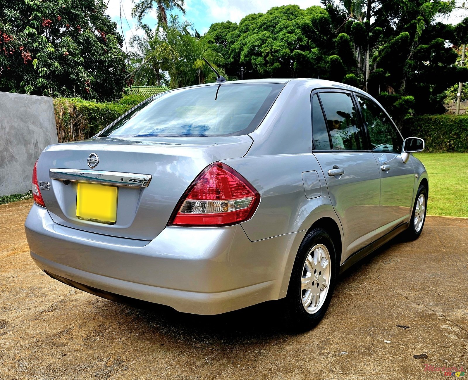 2006' Nissan Tiida photo #3