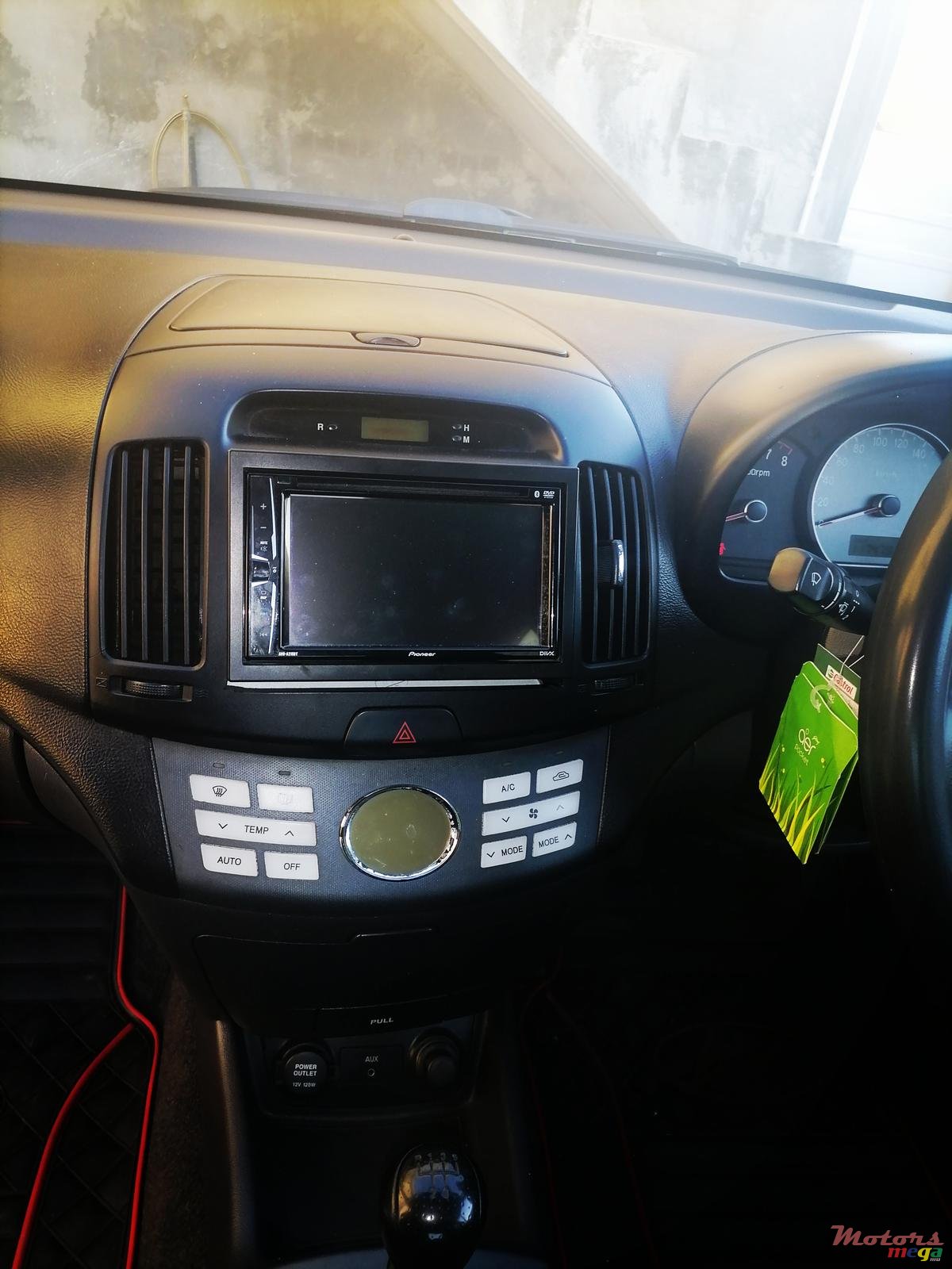 2010' Hyundai Elantra photo #3