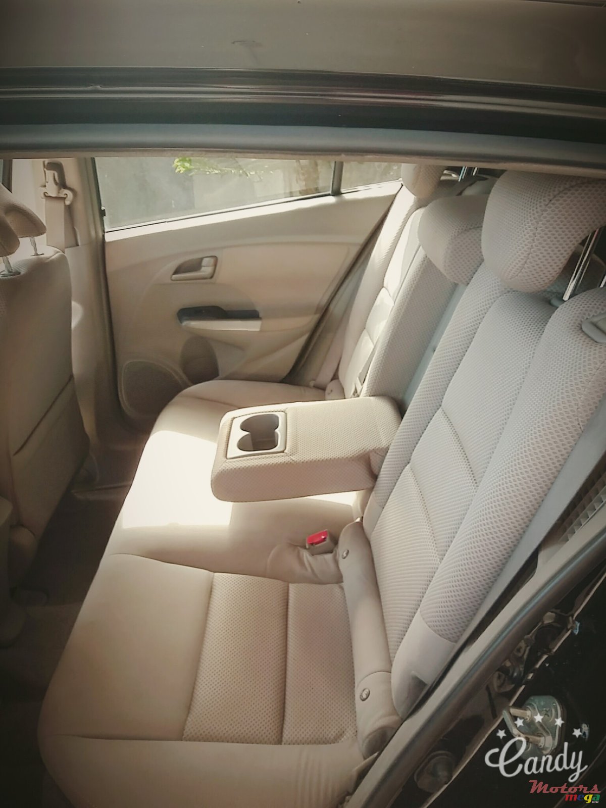 2009' Honda Insight photo #4