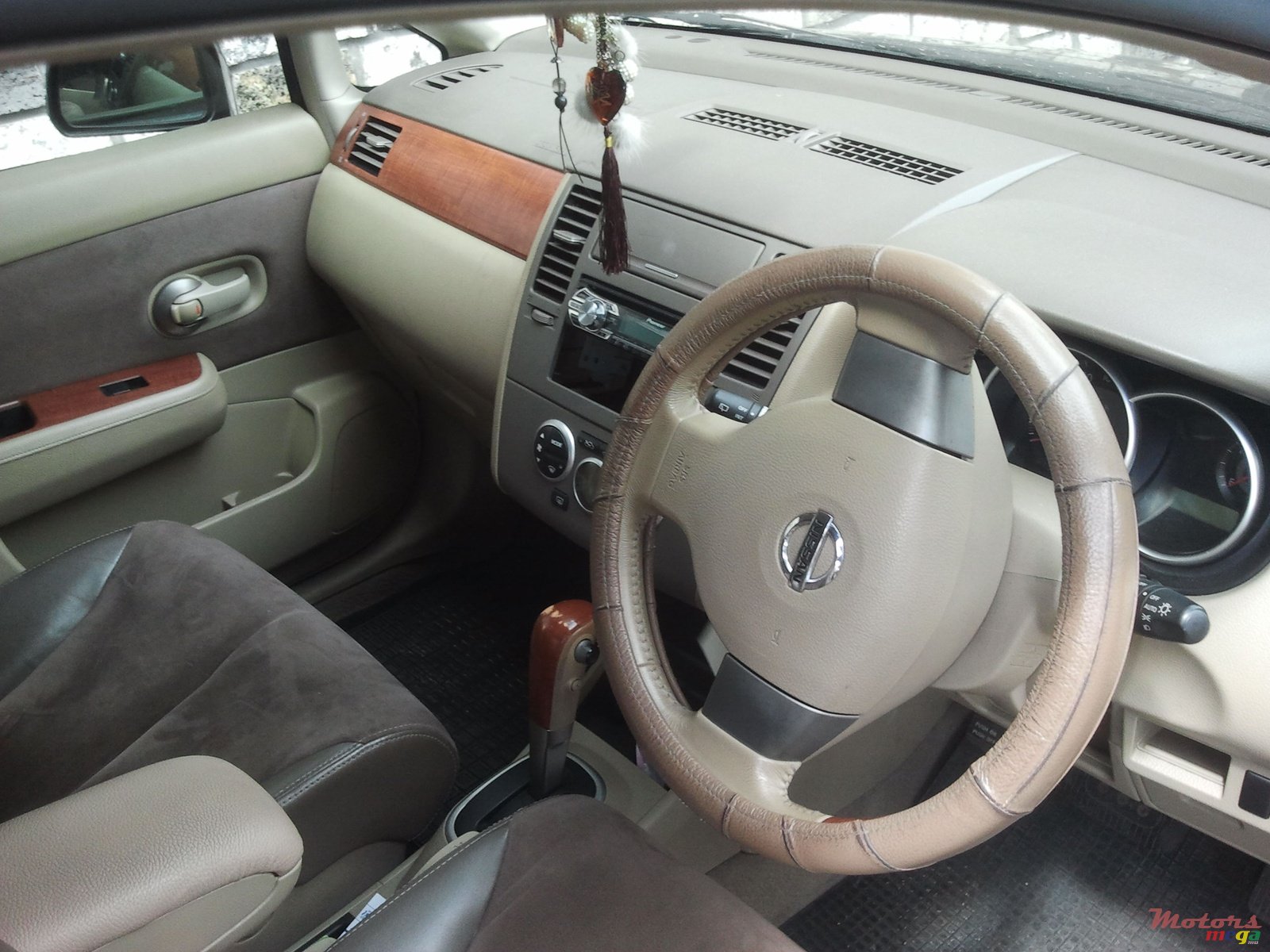 2006' Nissan Tiida photo #4