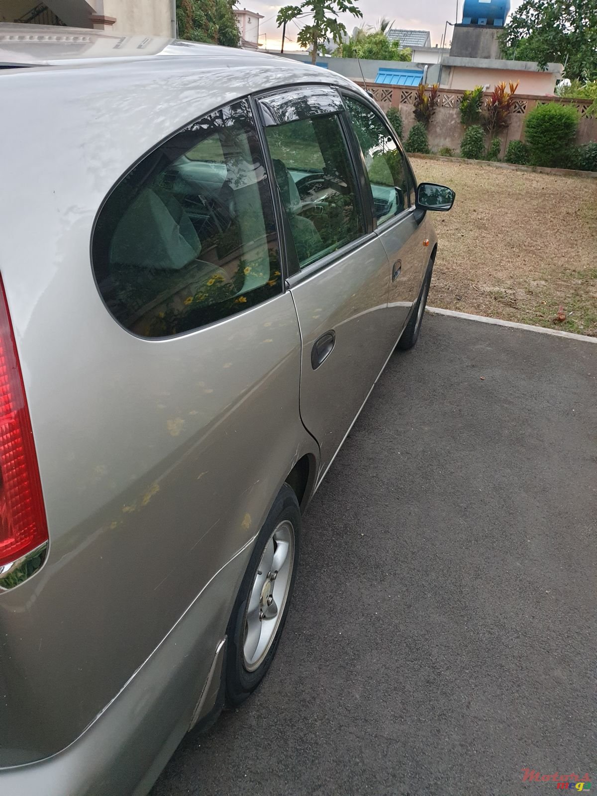 2001' Honda Stream photo #4