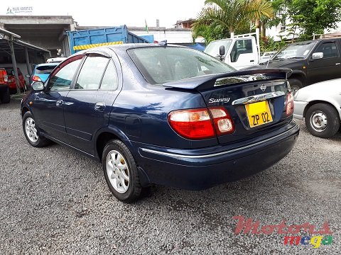 2002' Nissan N16 photo #6