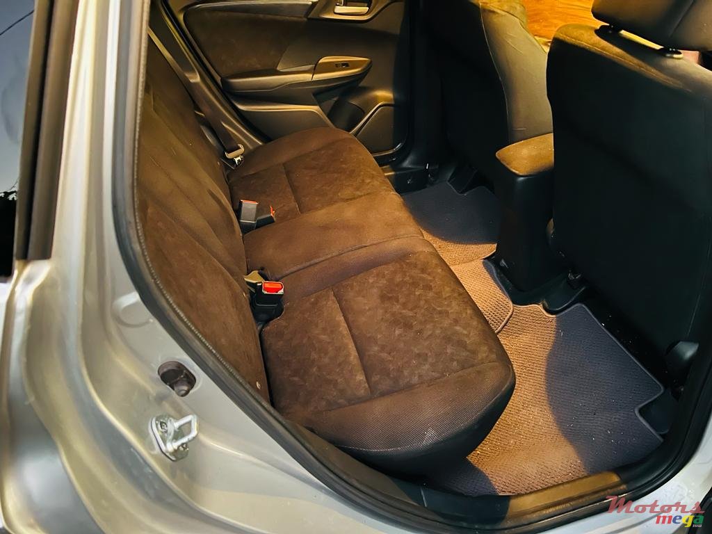 2016' Honda Shuttle photo #7