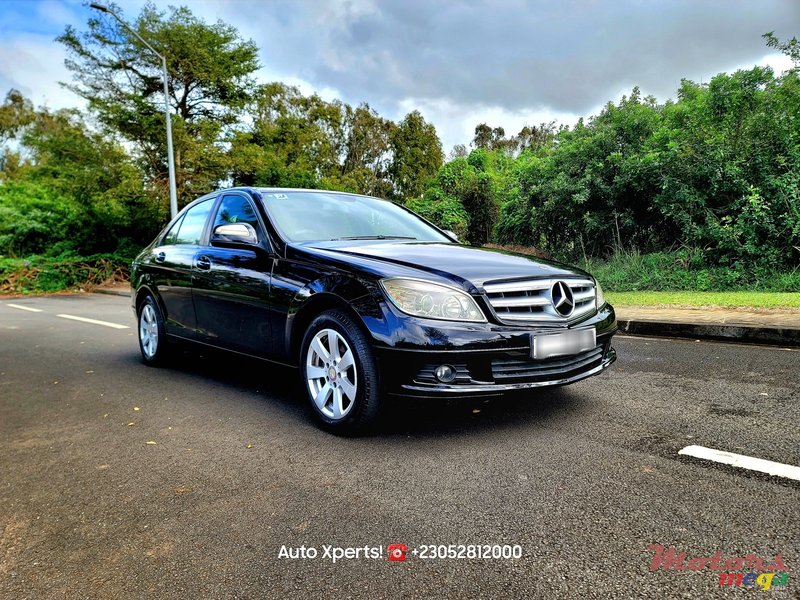 2008' Mercedes-Benz C 200 One owner photo #2