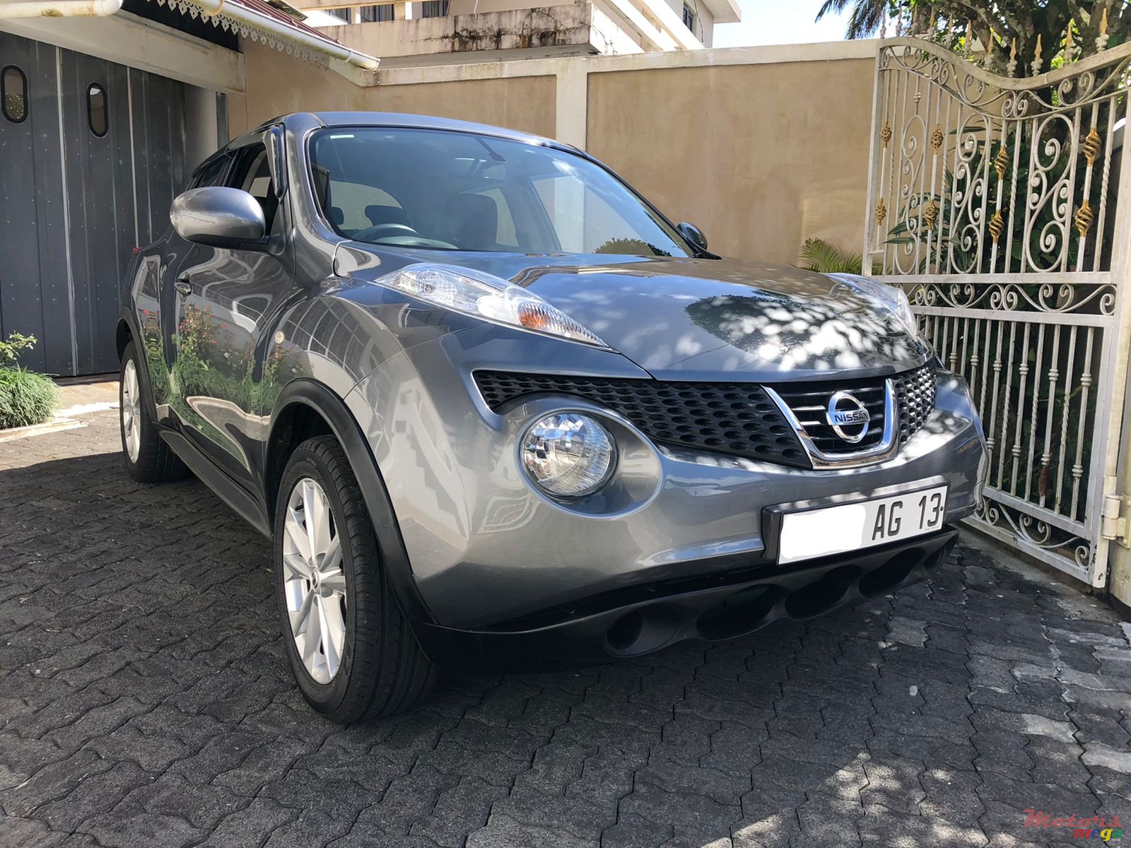 2013' Nissan Juke photo #1