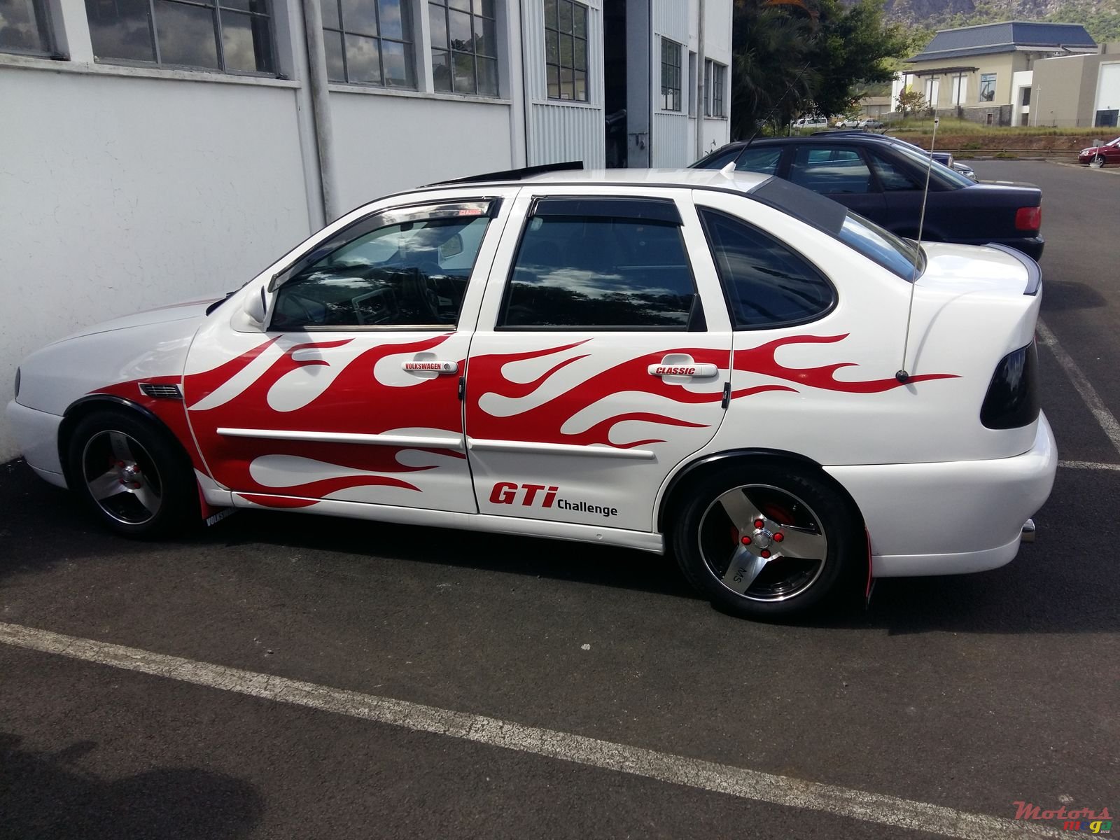 1998' Volkswagen Cross Polo photo #1