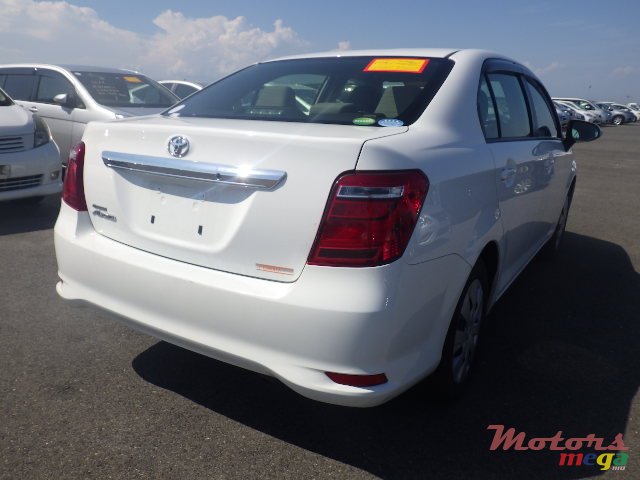 2017' Toyota Axio photo #3