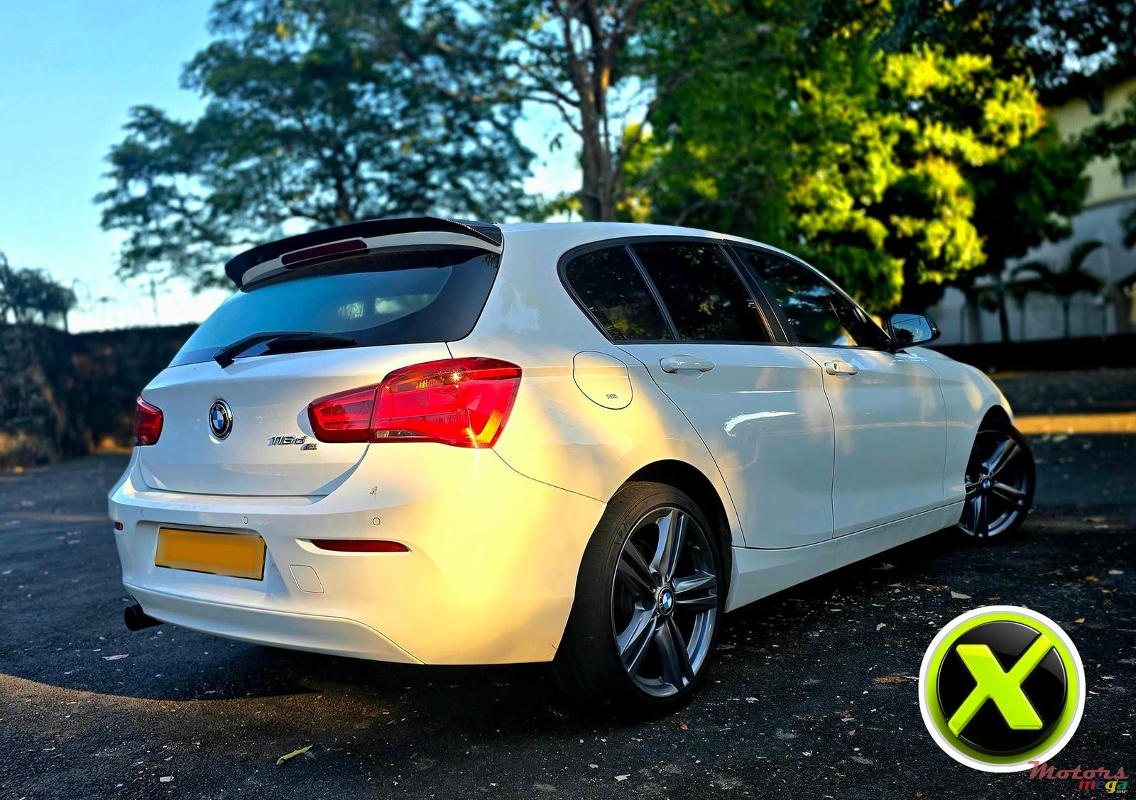 2015' BMW 1 Series 18d photo #4