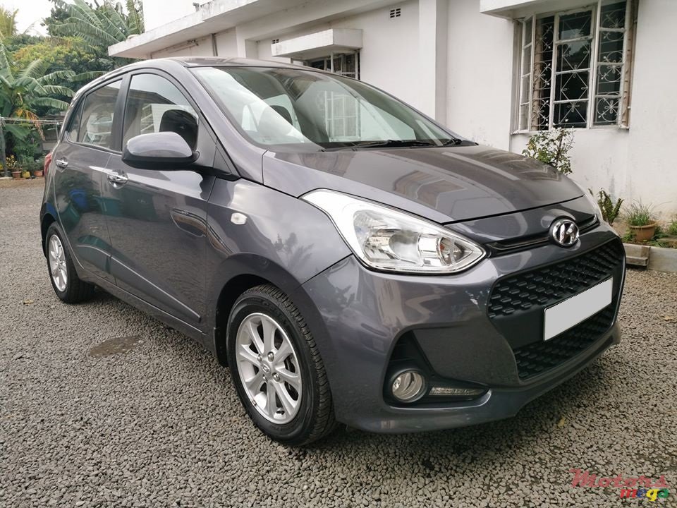 2019' Hyundai i10 Grand photo #2