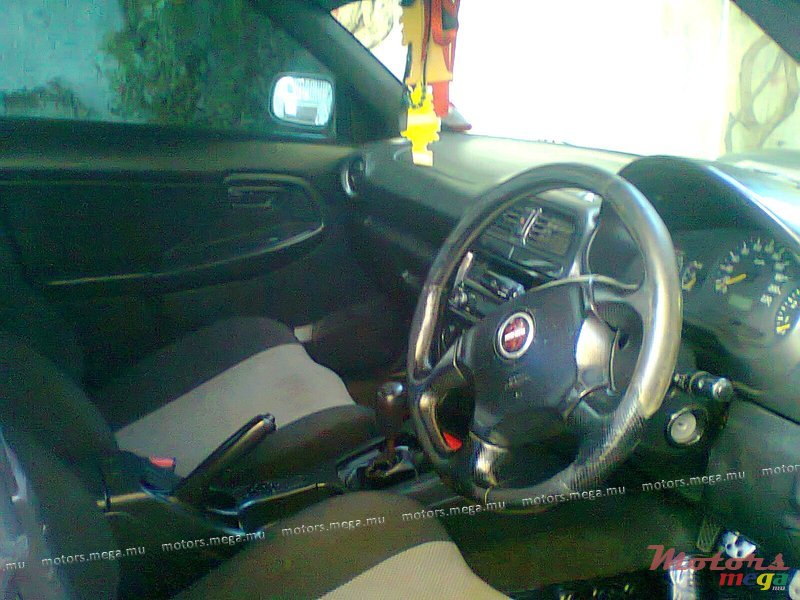 2003' Subaru Impreza photo #4