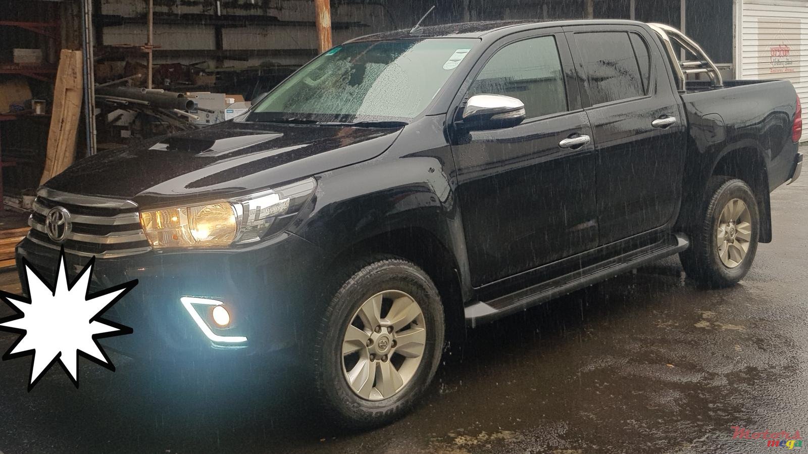 2017' Toyota Hilux photo #3