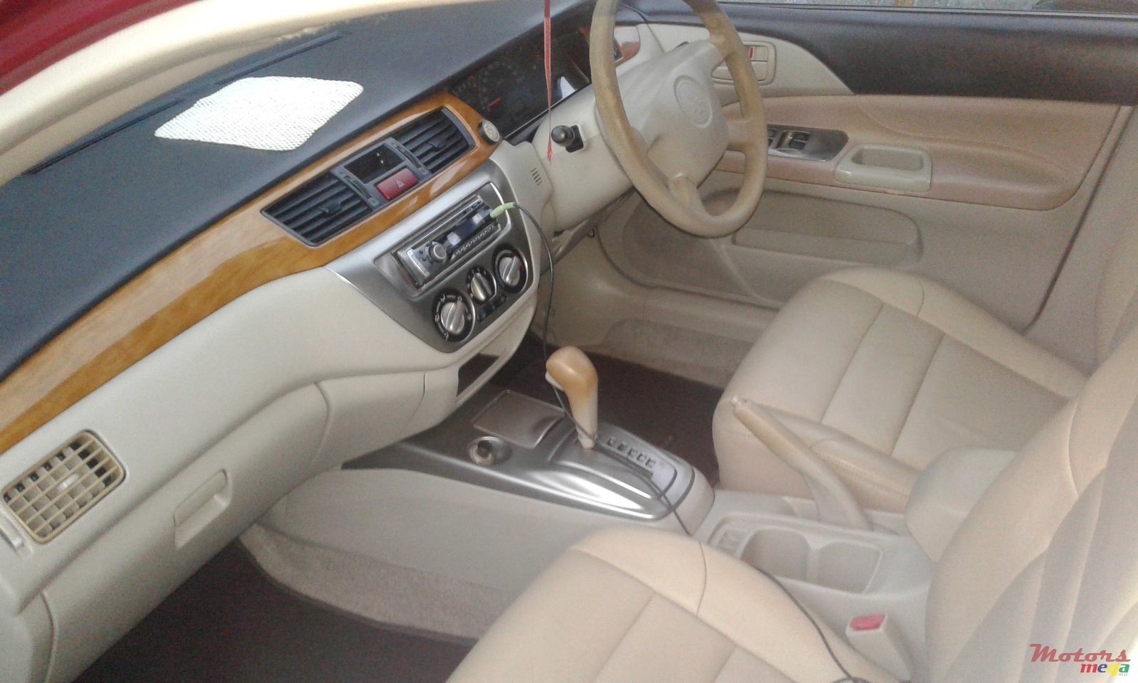 2004' Mitsubishi Lancer glx photo #1