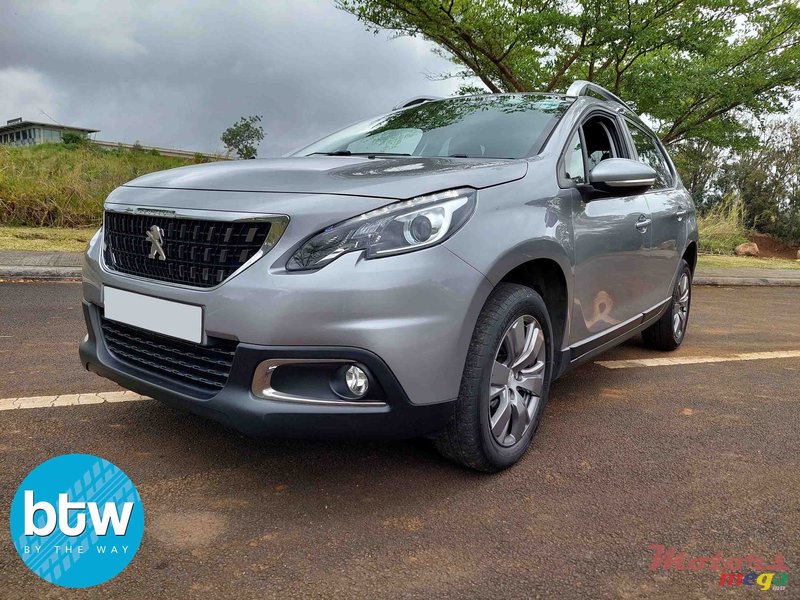 2018' Peugeot 2008 photo #2