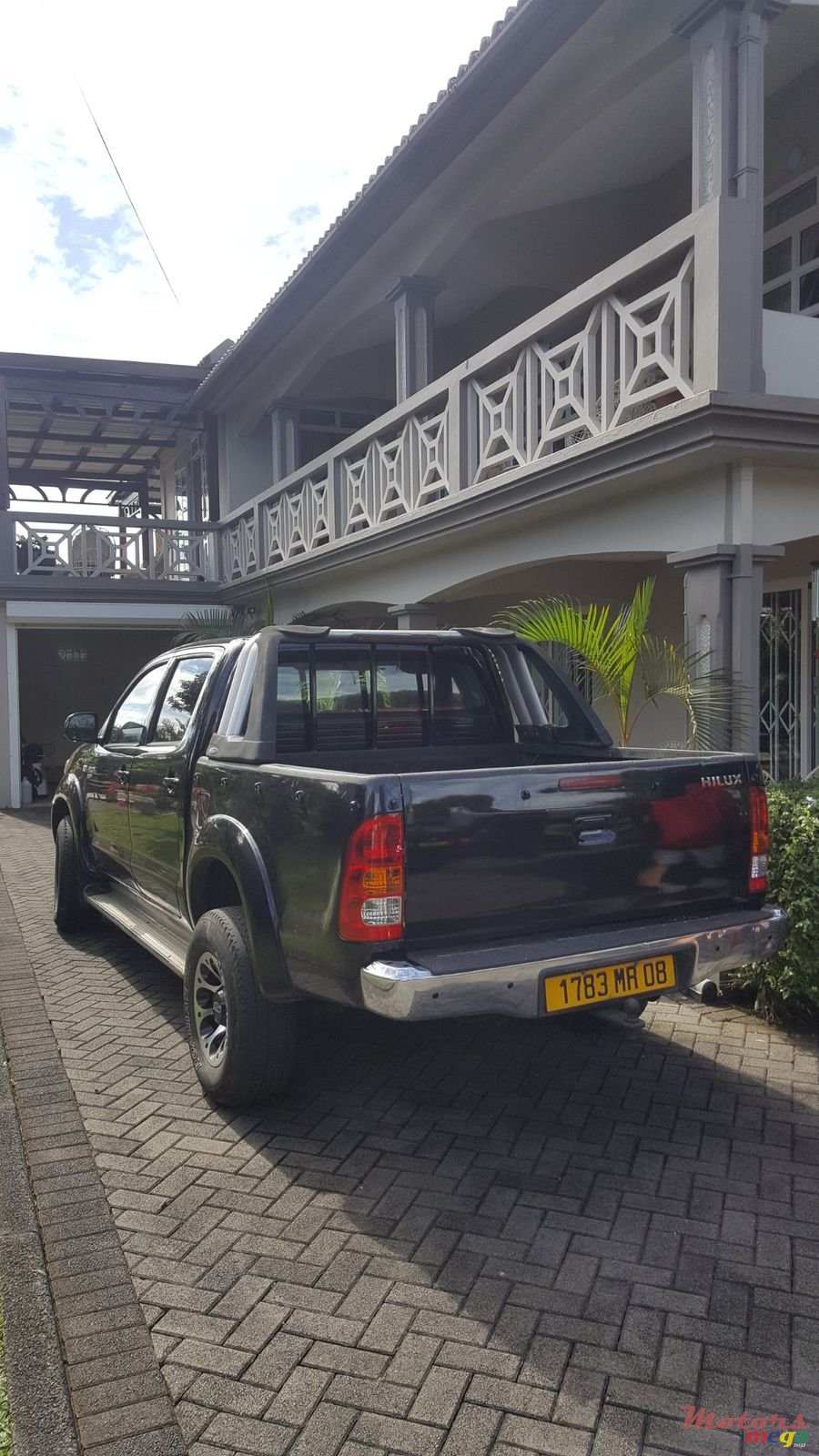 2008' Toyota Hilux photo #1