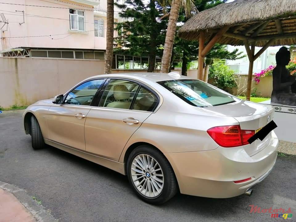 2013' BMW 3 Series photo #3
