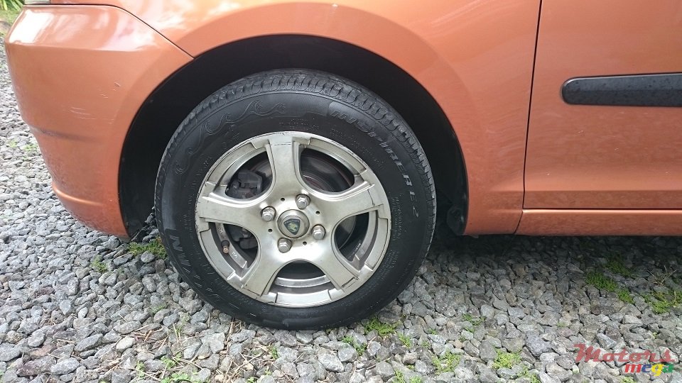 2005' Kia Picanto photo #2