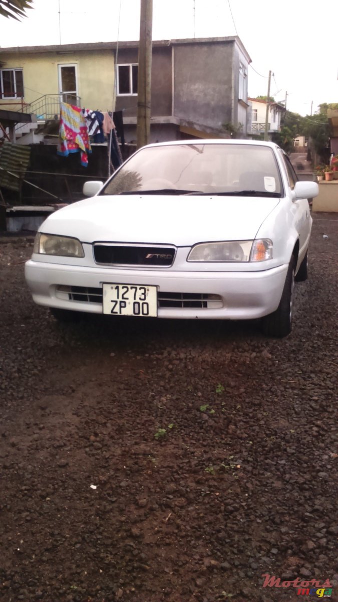 2000' Toyota Sprinter photo #3