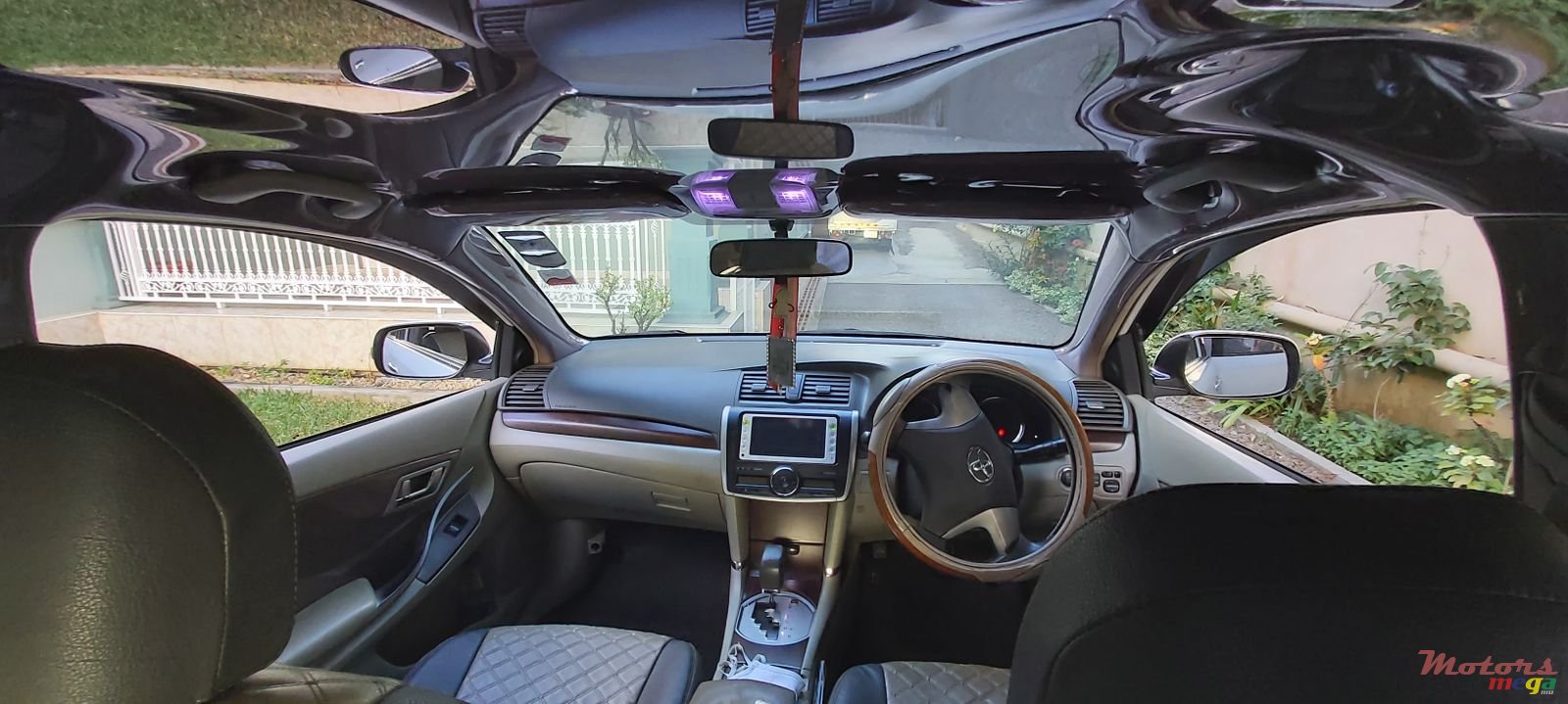 2012' Toyota Allion A15 photo #6