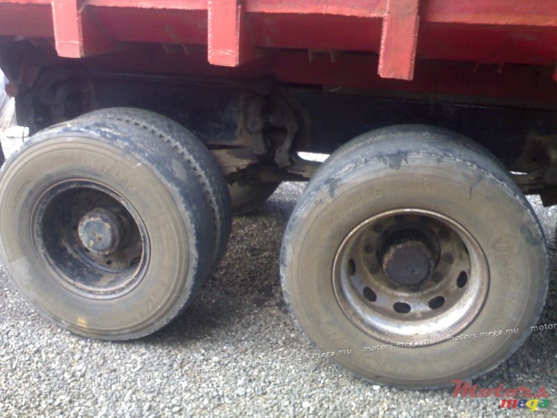 1982' Ashok Leyland photo #2