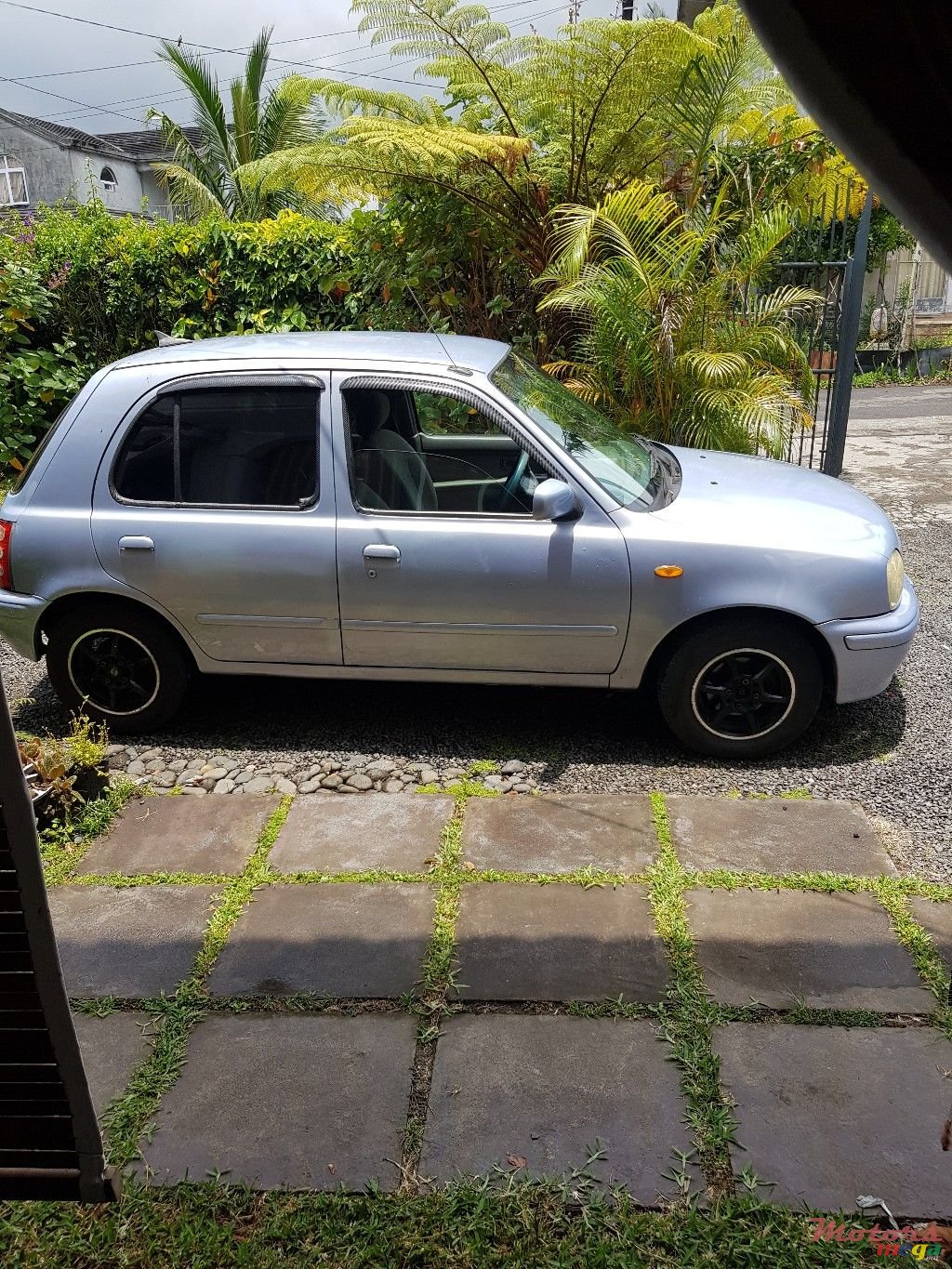 2001' Nissan March photo #6