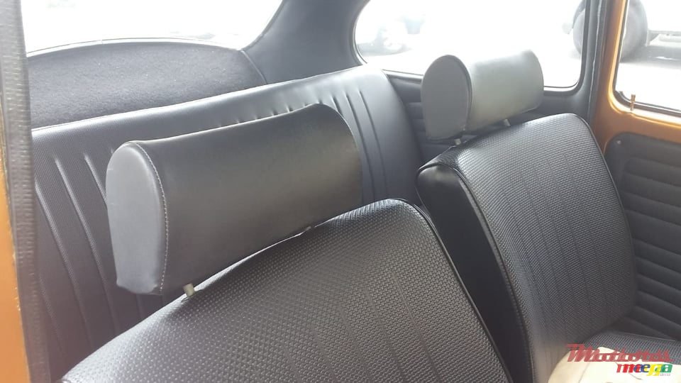 1970' Volkswagen Beetle photo #6