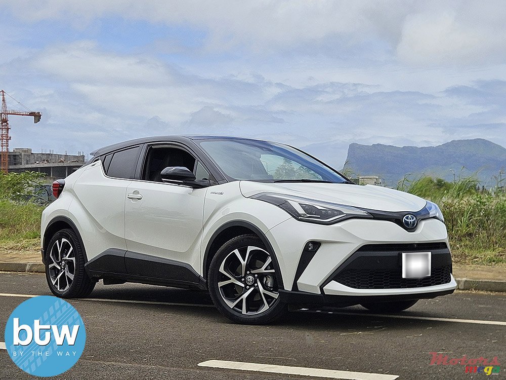 2021' Toyota C-HR photo #1