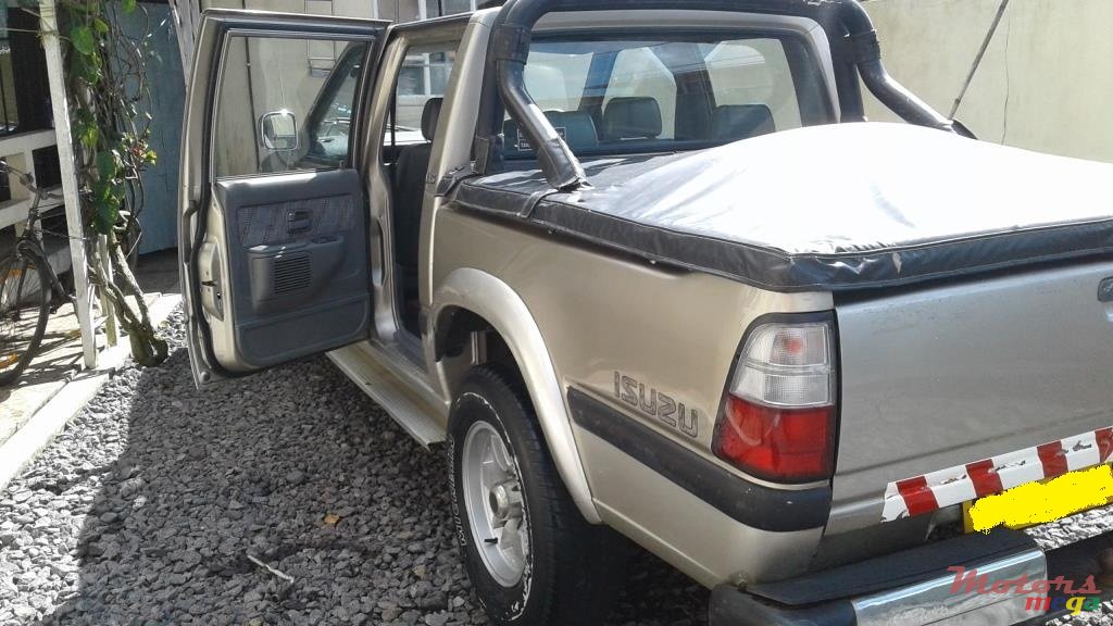 2003' Isuzu KB Series Japan photo #5