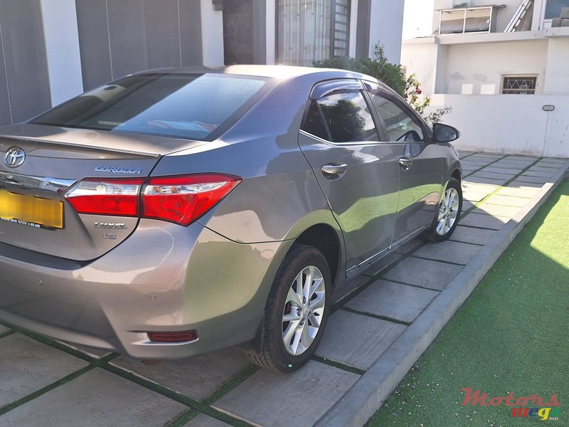 2016' Toyota Corolla Luxel 1.6 photo #2