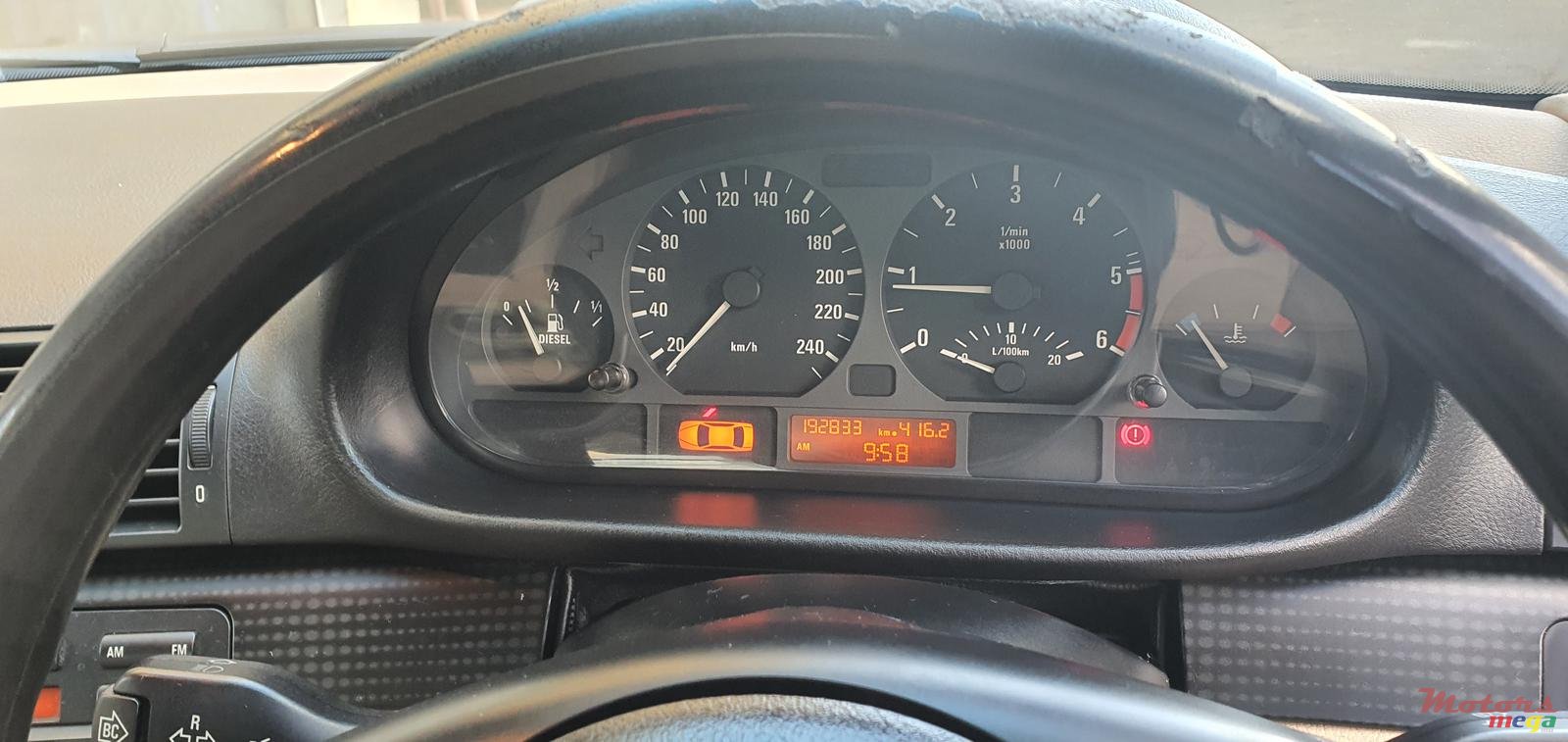 2003' BMW 3 Series photo #6