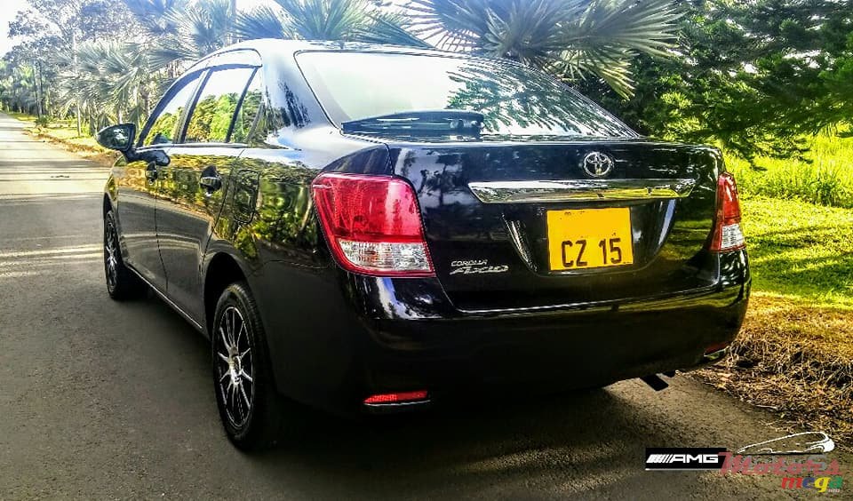 2015' Toyota Axio photo #3