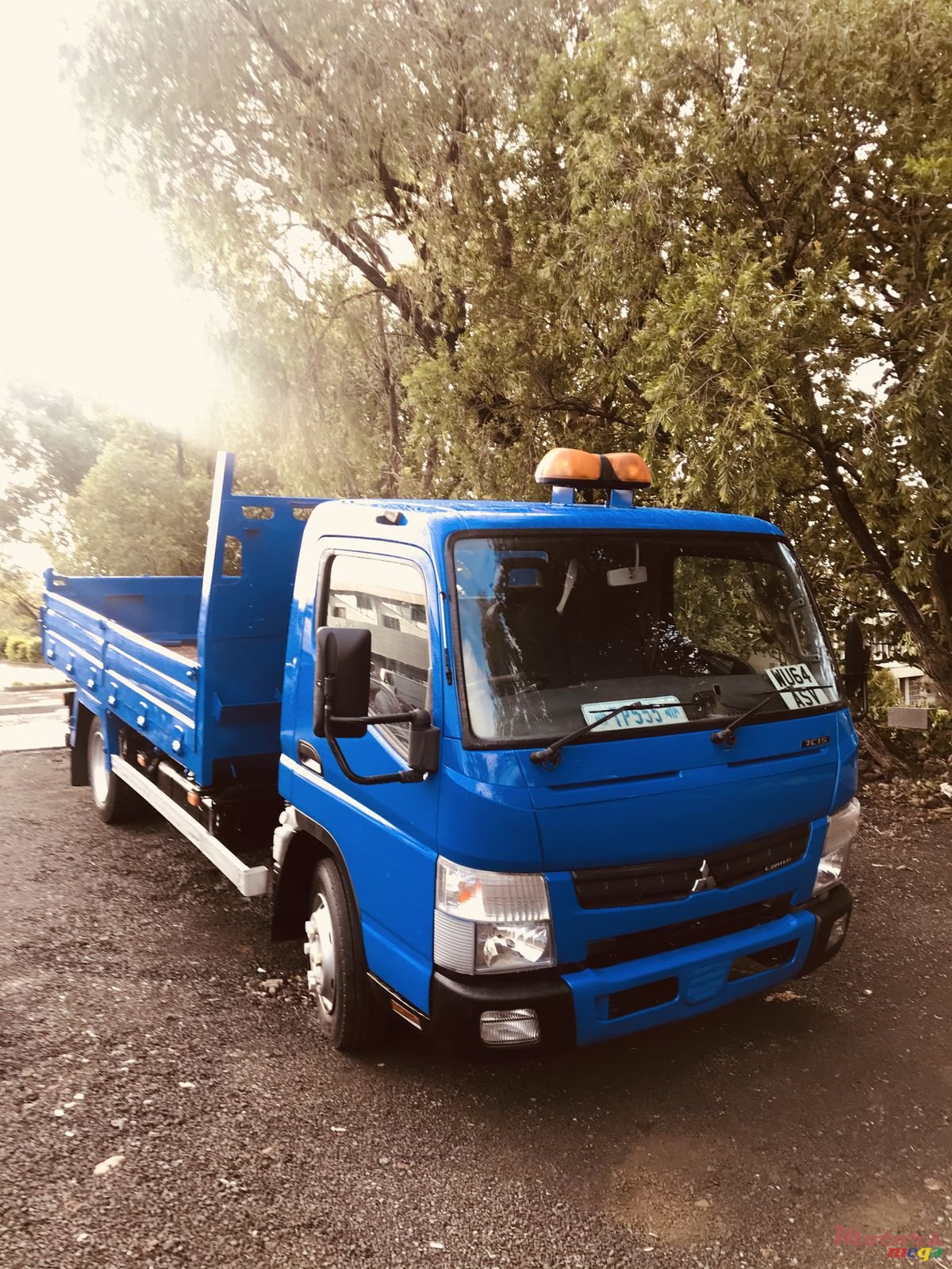 2015' Mitsubishi photo #2