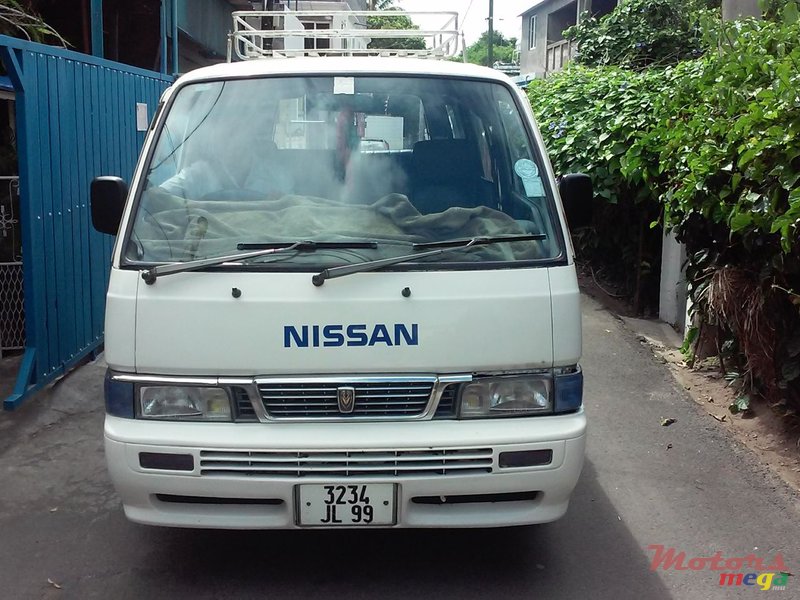 1999' Nissan Urvan photo #5