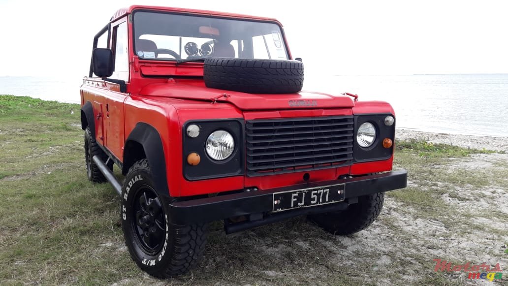 1992' Land Rover Defender 110 4X4 OFFROAD photo #7