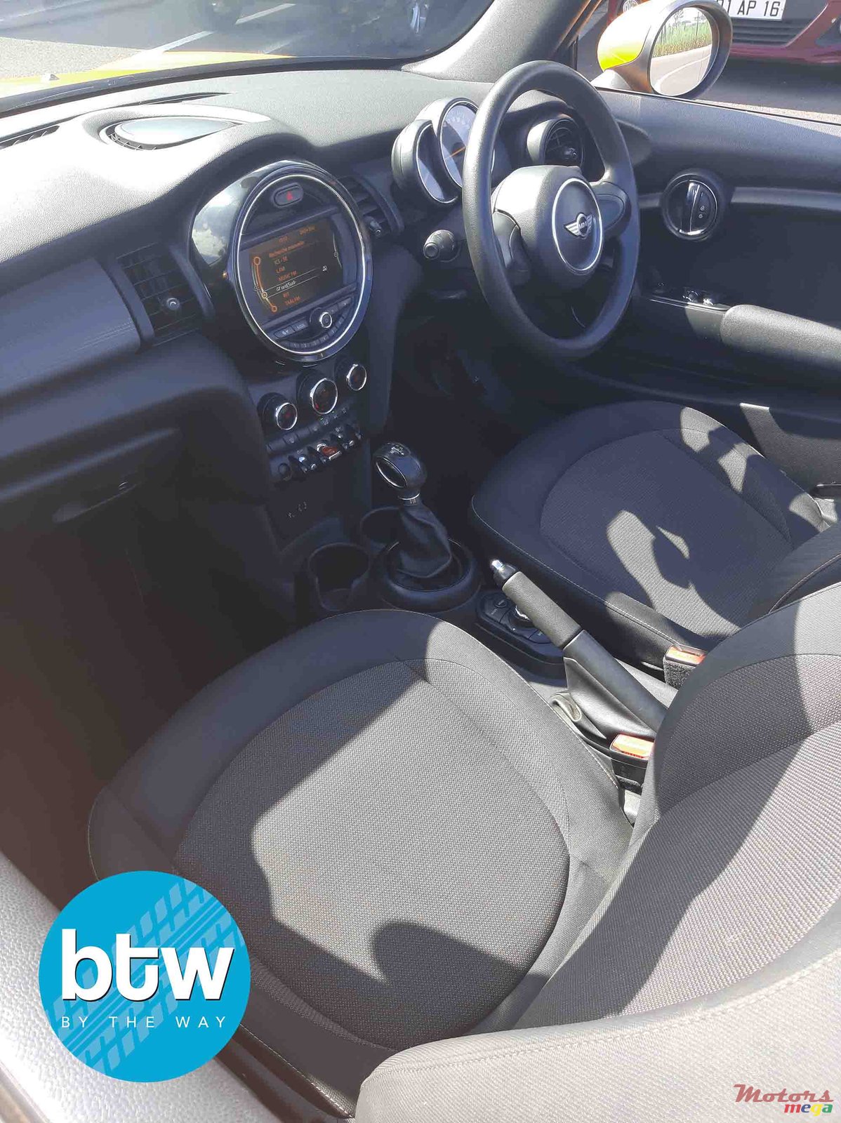 2016' MINI Cooper photo #5