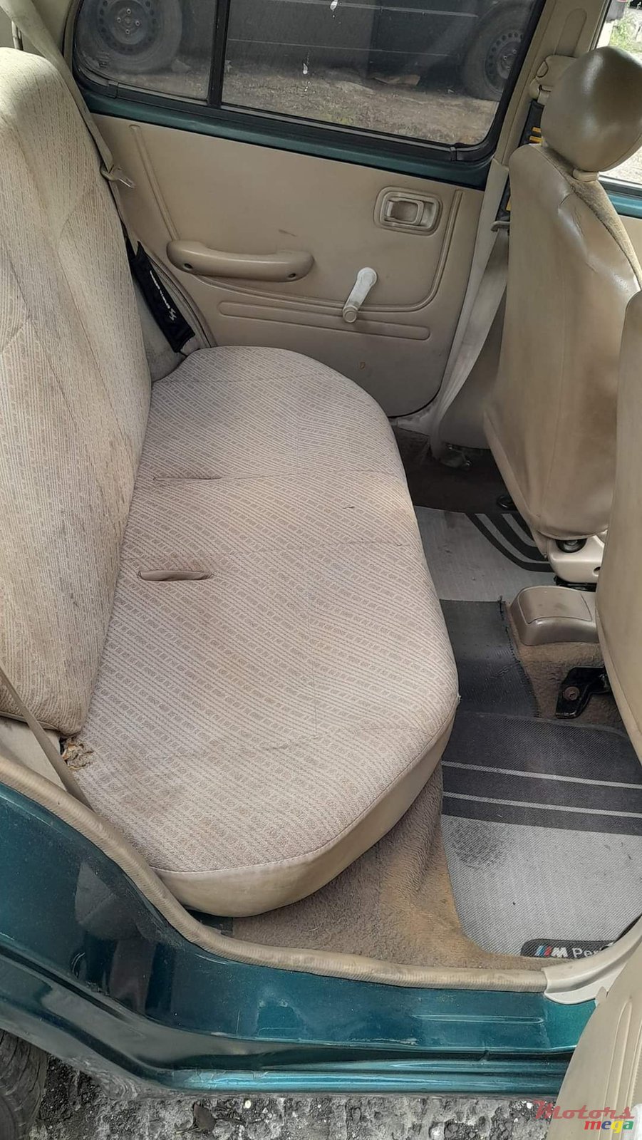 1994' Nissan photo #6