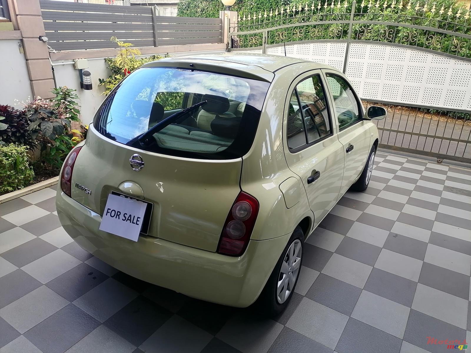 2003' Nissan March photo #7