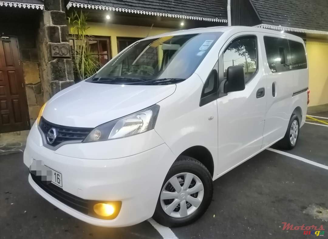 2016' Nissan NV photo #1