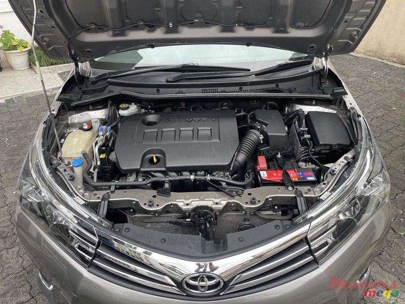 2015' Toyota Corolla Luxel 1.6 photo #5