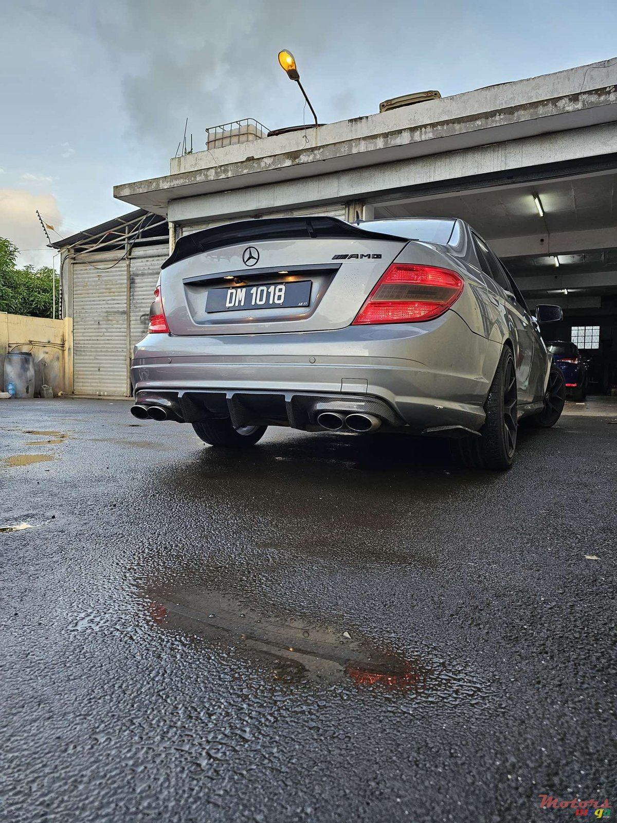 2010' Mercedes-Benz 180 AMG PACK photo #5