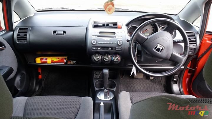 2003' Honda Fit photo #5