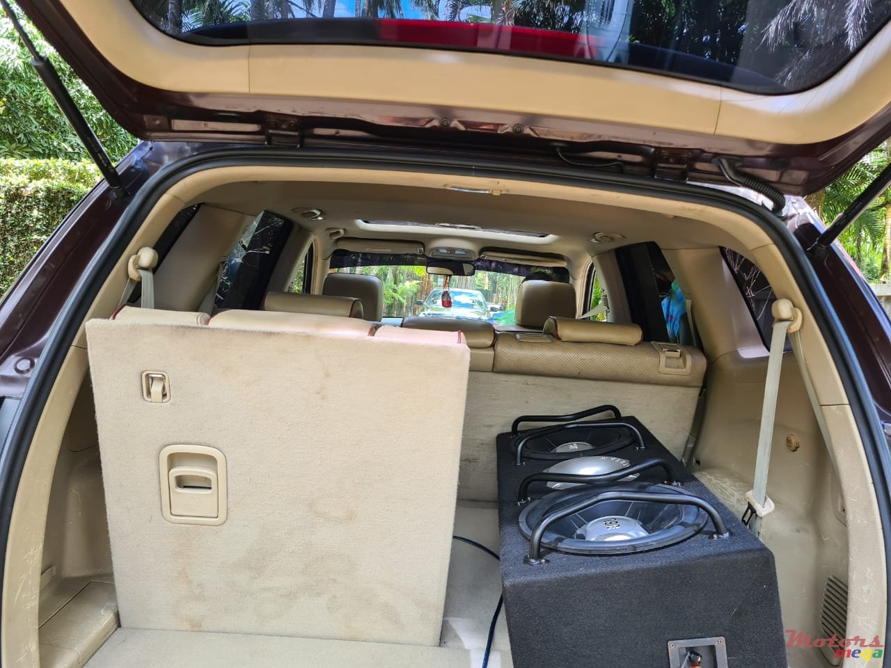 2008' Hyundai Santa Fe photo #7