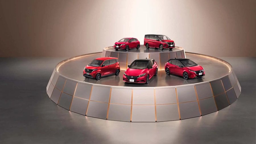 Nissan Celebrates Its 90th Anniversary With JDM Specials