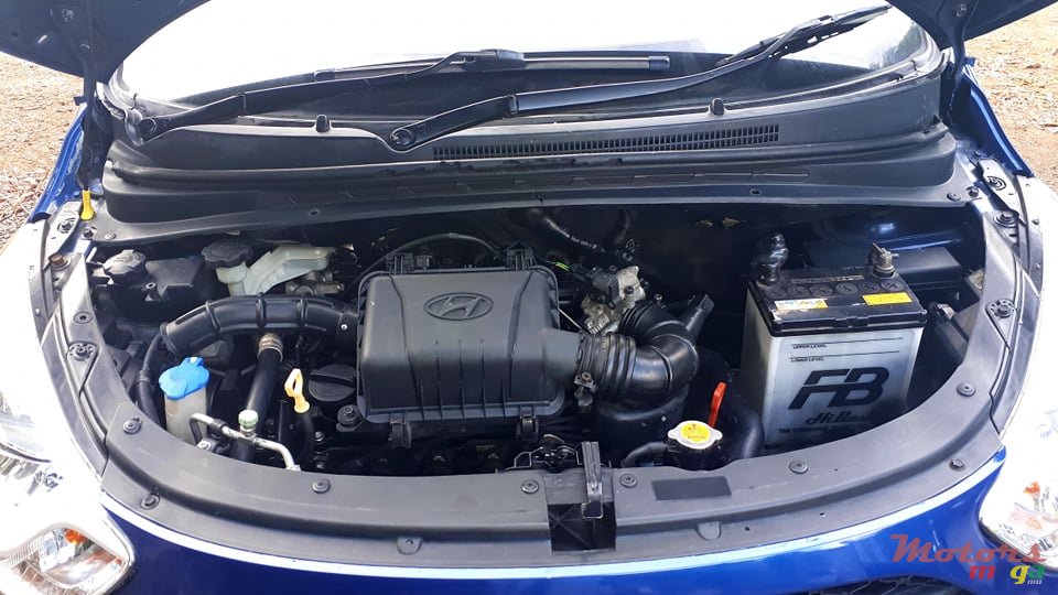 2012' Hyundai i10 photo #7